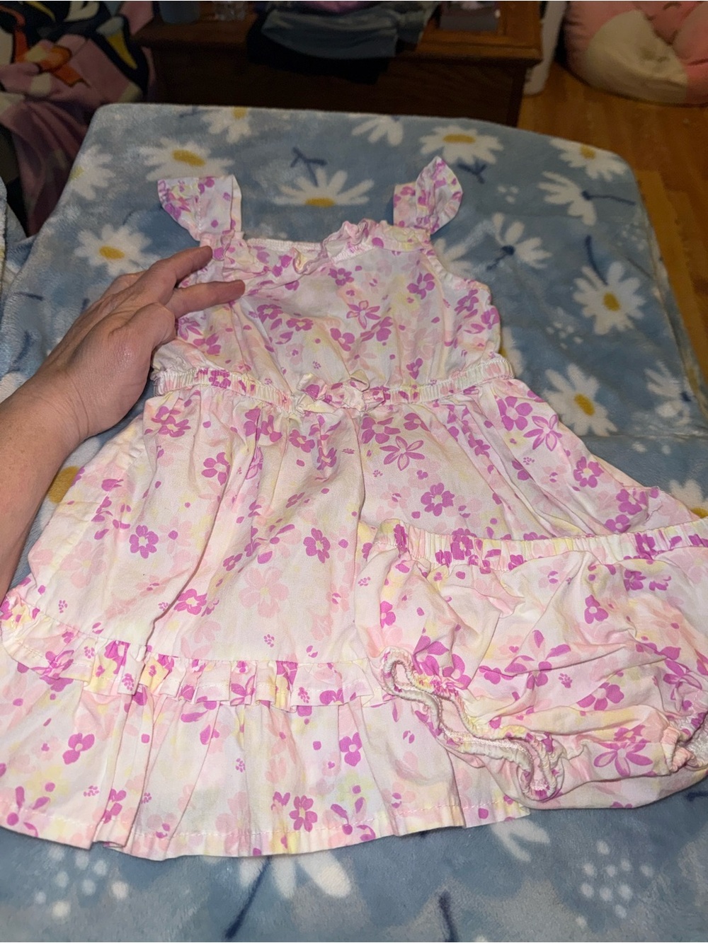 Little Lass Baby Girls Size 18 months Two Piece Floral Dress Set